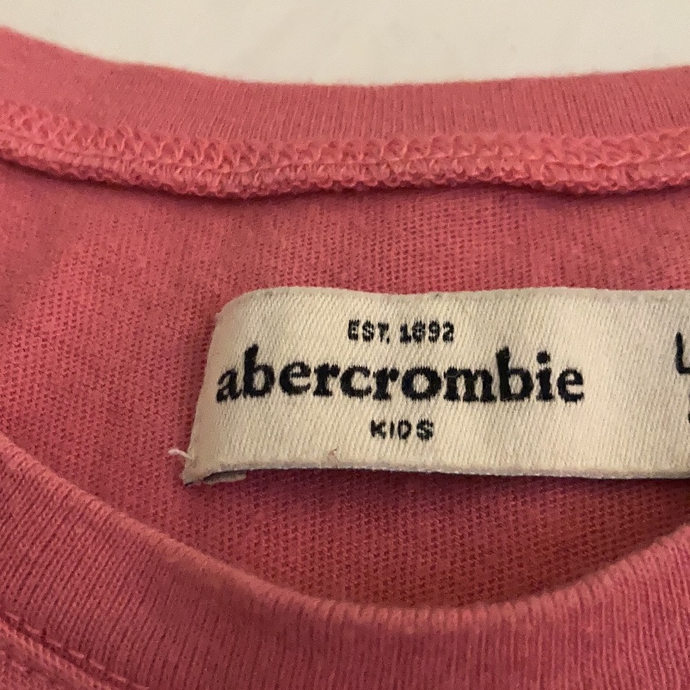 Pink a&f tee - Picture 3 of 3